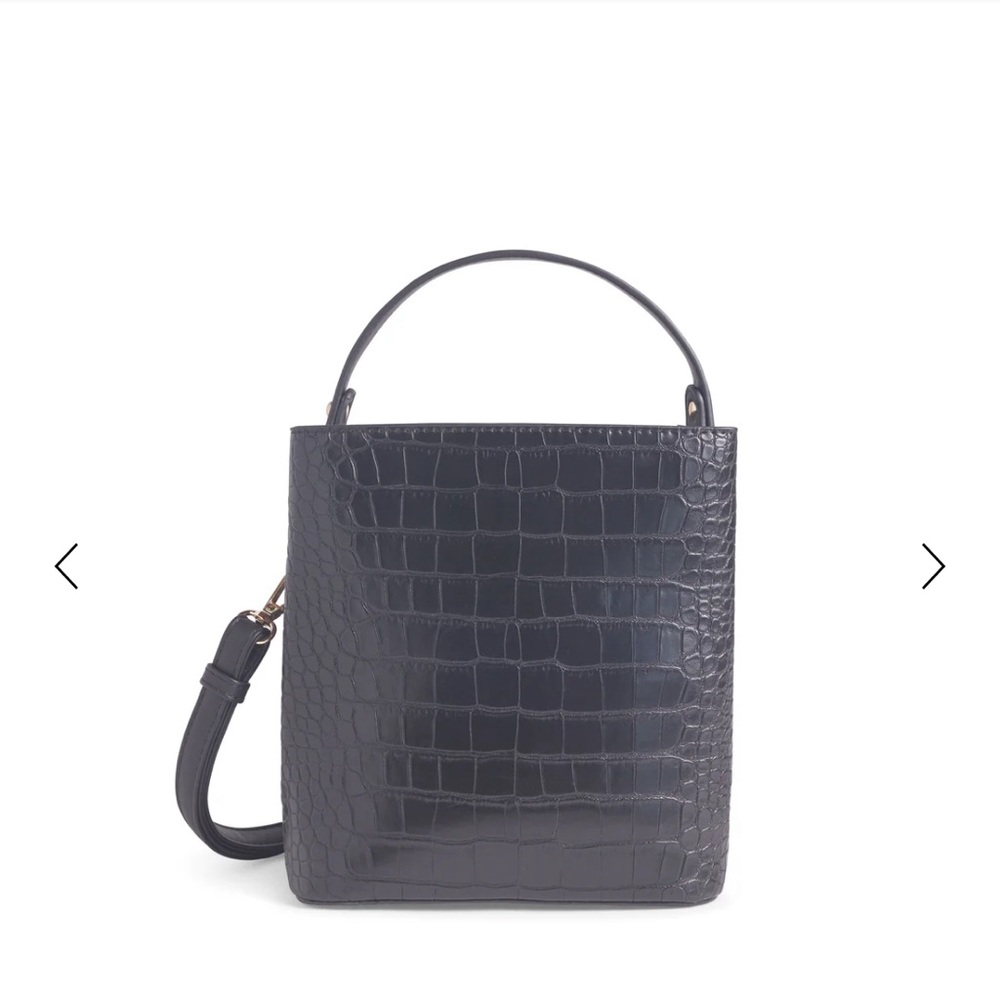 AOTA Elena Bucket Bag NWT Black Croc Embossed Vegan Leather